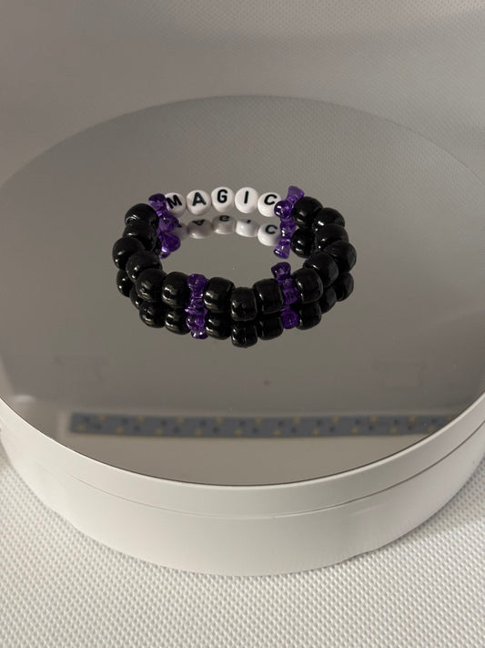 Halloween Beaded Bracelet – “MAGIC” Word Design | Red Pineapple DIY Collection